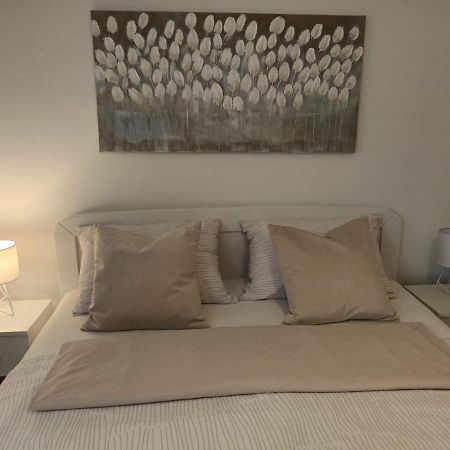 Apartment & Rooms Riva 沃迪切 外观 照片