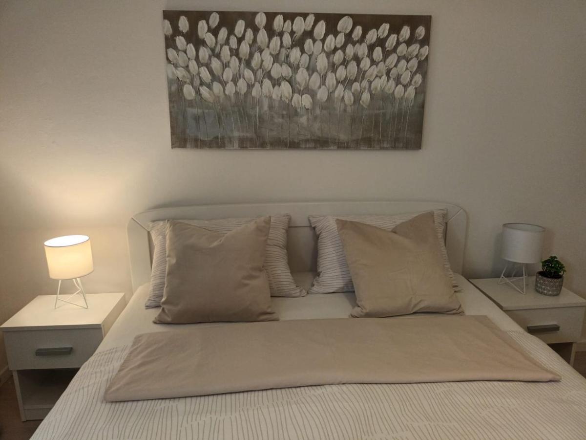 Apartment & Rooms Riva 沃迪切 外观 照片