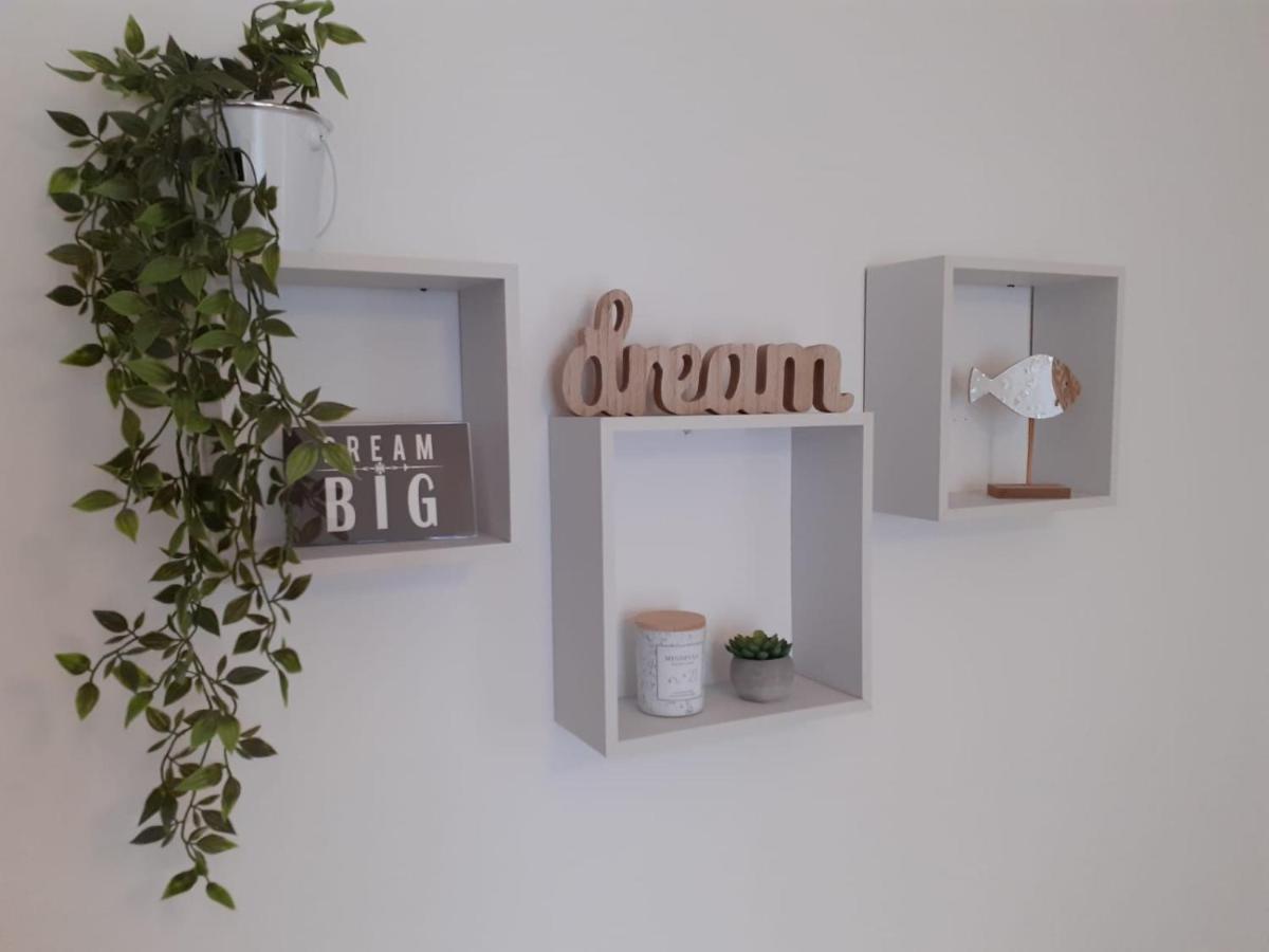 Apartment & Rooms Riva 沃迪切 外观 照片